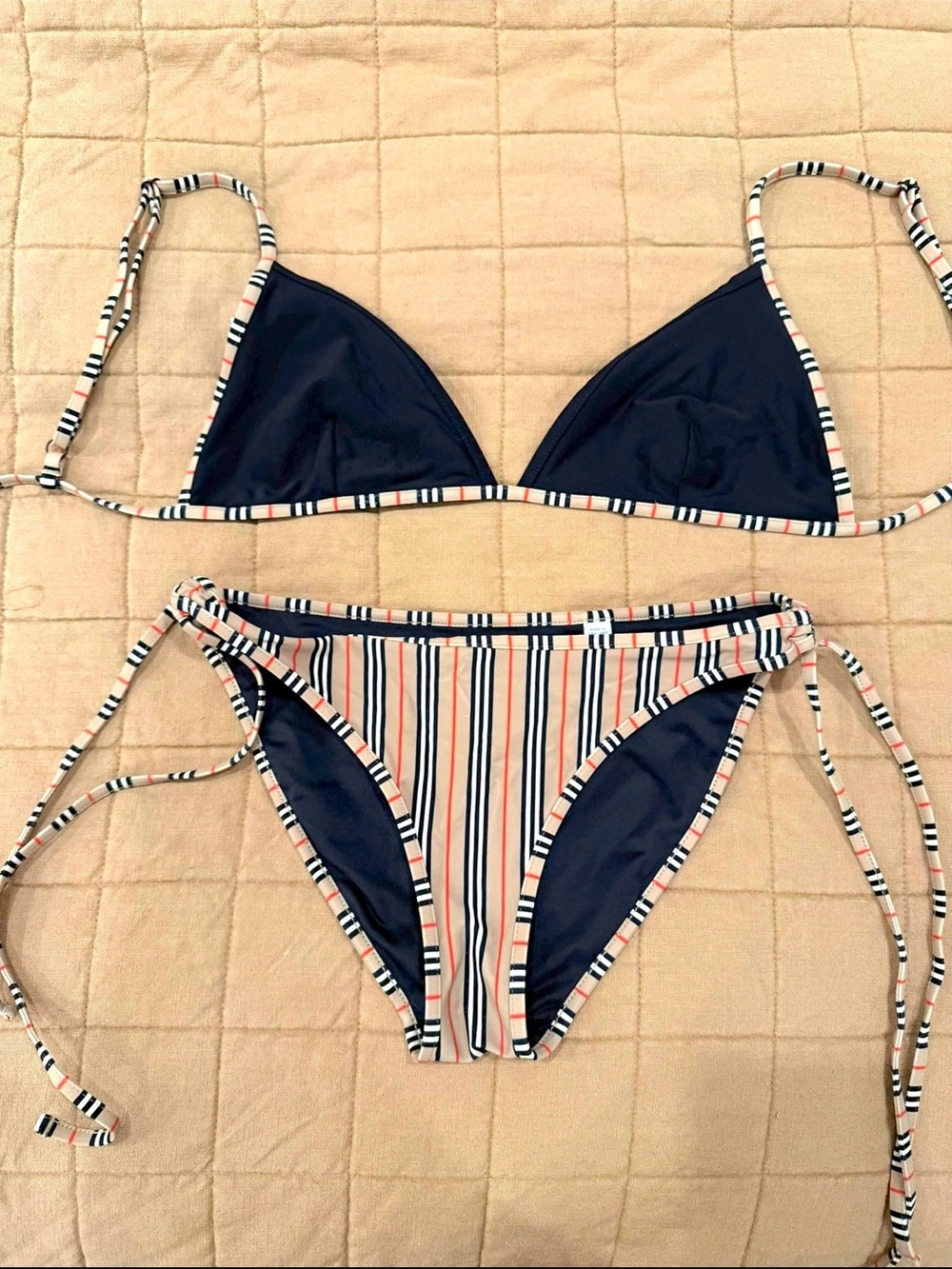 Burberry bikini